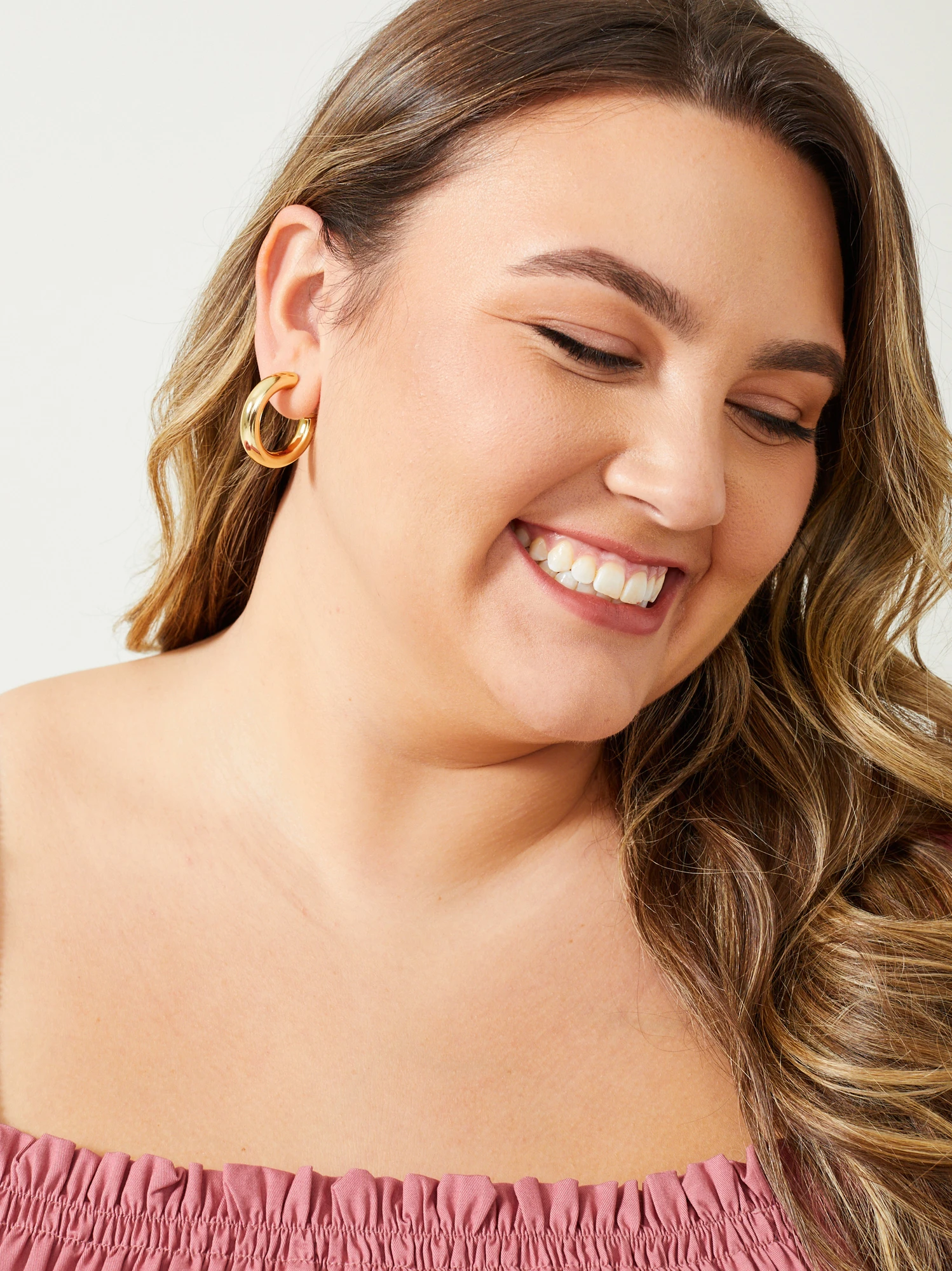 18k Gold Story Hoop Earrings 2 18k Gold Story Hoop Earrings - Image 2