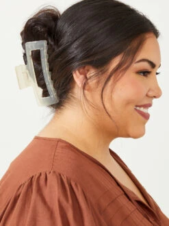 Emily Box Claw Clip - Beige 5 Emily Box Claw Clip - Beige -Deals Trending US Clothes Store 001038 TCB 1045 BEIGE BEIGE 06