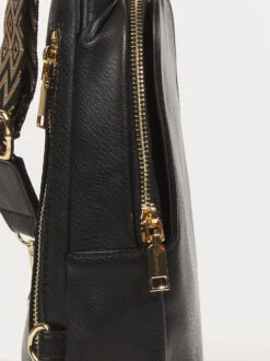 Bambi Sling Bag -Deals Trending US Clothes Store 001773 31509BMLARU BLACK 03