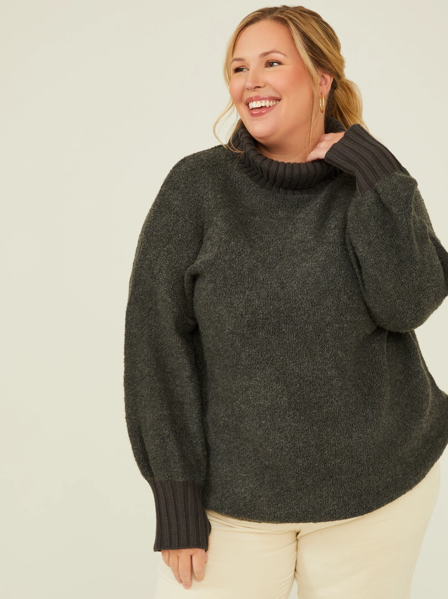 Leo Turtleneck Sweater 1 Leo Turtleneck Sweater