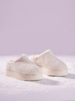 Snug Wide Width Slippers