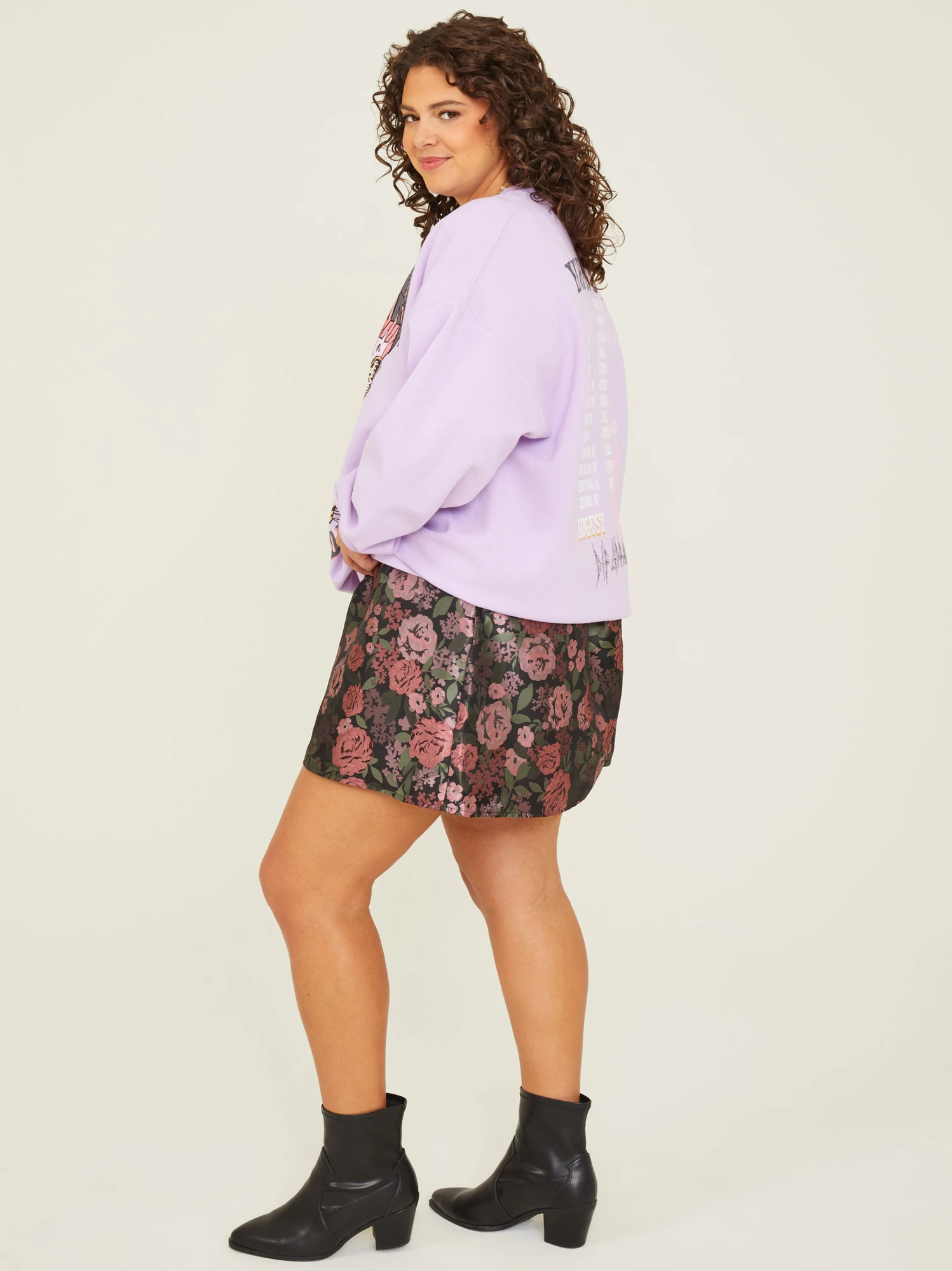 Def Leppard Oversized Sweatshirt 3 Def Leppard Oversized Sweatshirt - Image 3