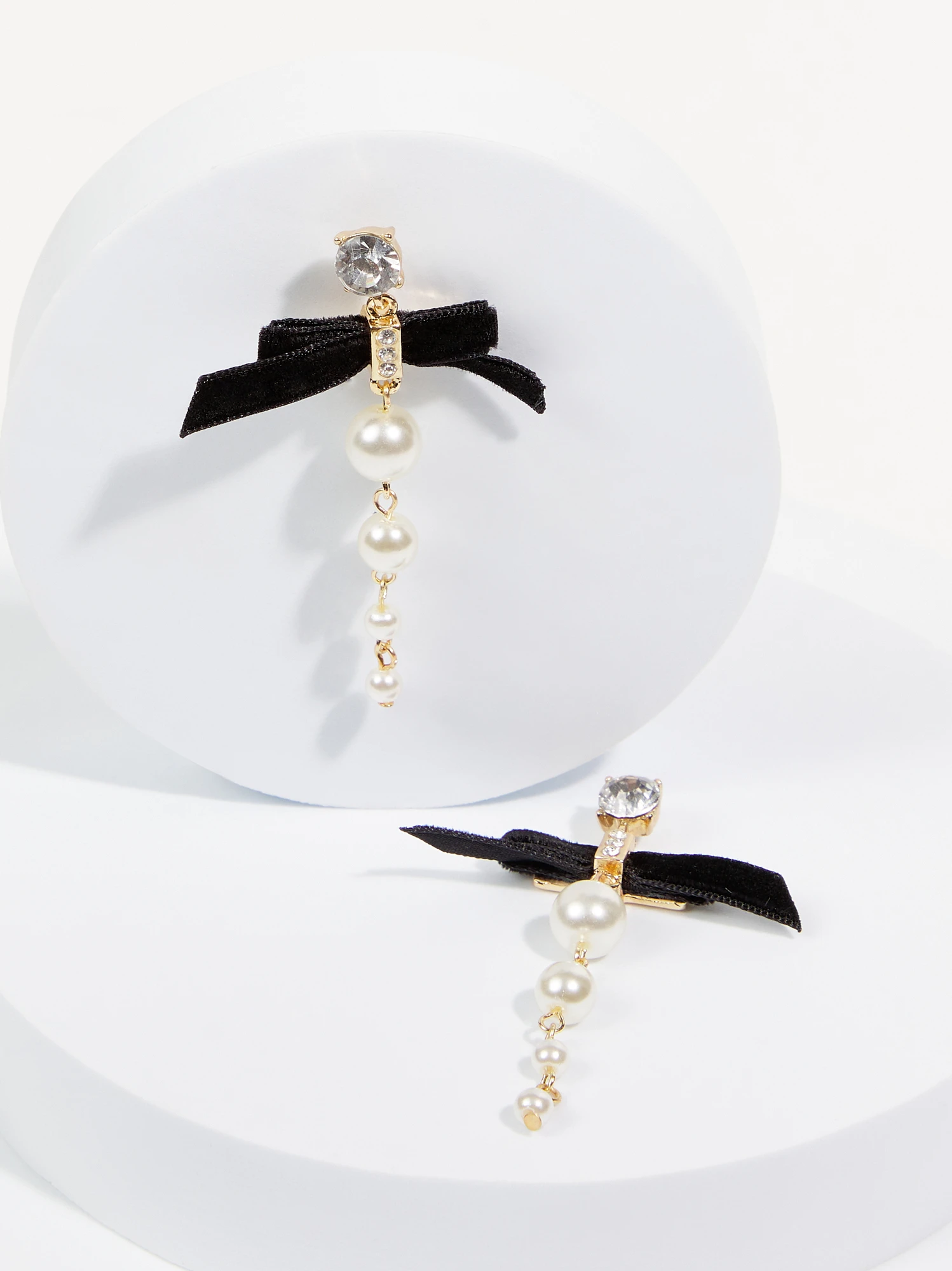 Octavia Pearl Earrings 1 Octavia Pearl Earrings