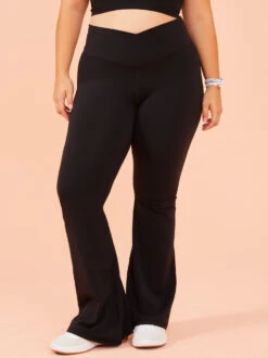 Ace Crossover Flare Leggings -Deals Trending US Clothes Store 004059 YP7220P BLACK 02
